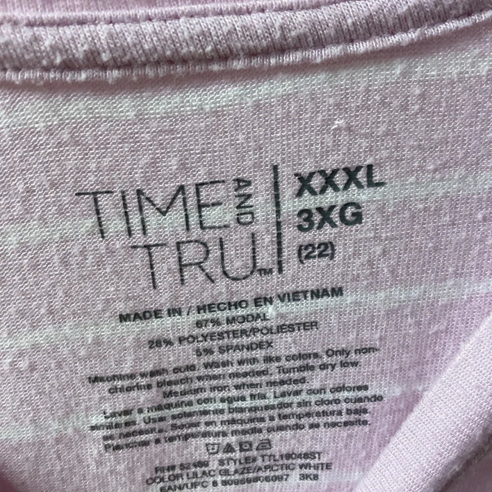 3/$20…bundle and save …
Long sleeve tee 3x - Picture 3 of 5
